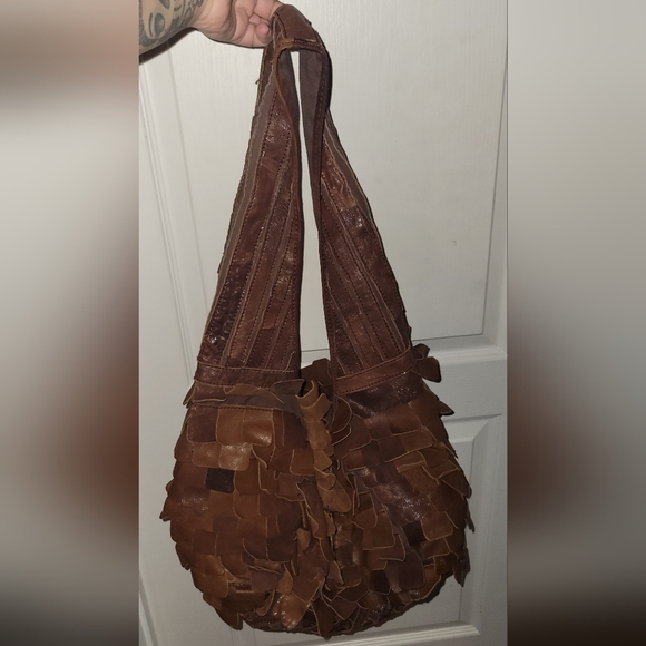 JESSLYN BLAKE Pieced Leather Large Hobo Handbag-SHAGGY - Picture 2 of 8